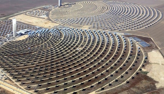 Le Maroc, un pays "pionnier" en matière d'énergies alternatives en Afrique du Nord