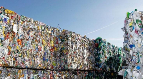 « L'importation des déchets non dangereux est réglementée par les textes législatifs en vigueur »